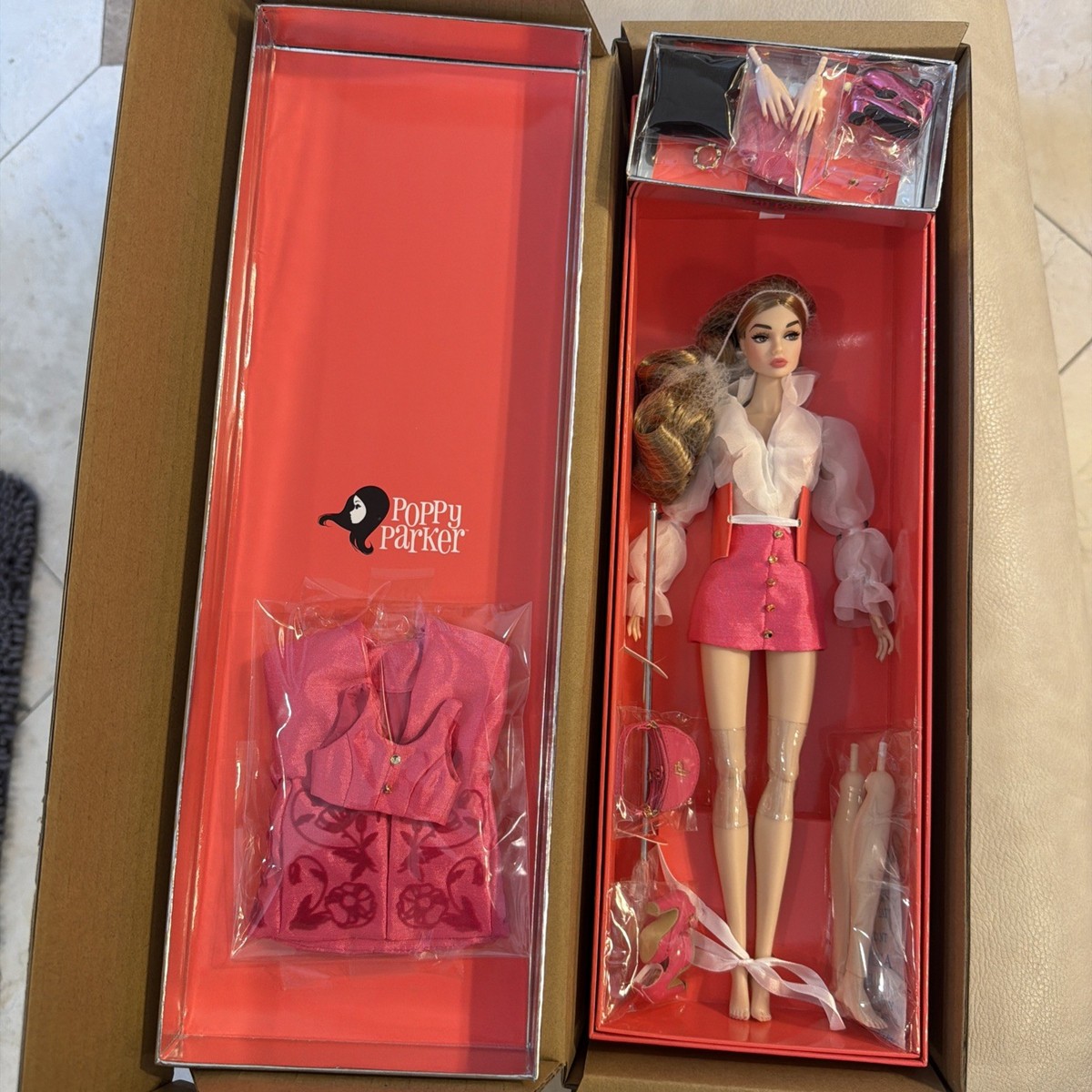 Integrity Toys Poppy Parker “Pretty Pink” NRFB 2022 W Club