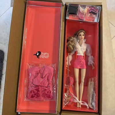 Integrity Toys Poppy Parker “Pretty Pink” NRFB 2022 W Club