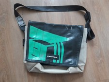 FREITAG MESSENGER BAG schwarz/grün