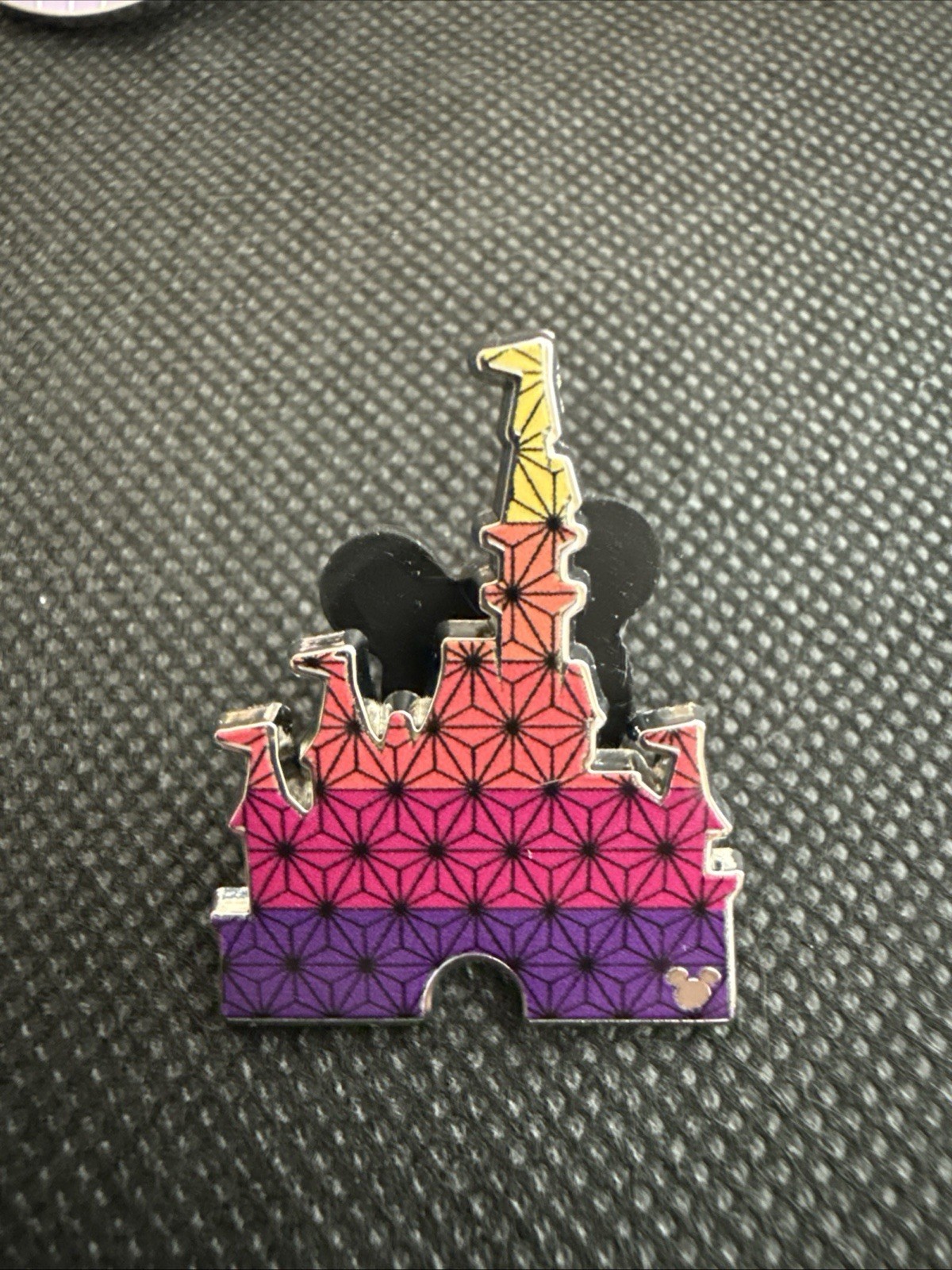 Castle Epcot Chaser - Hidden Mickey WDW Mystery Pin 2025 - NEW - Wave A
