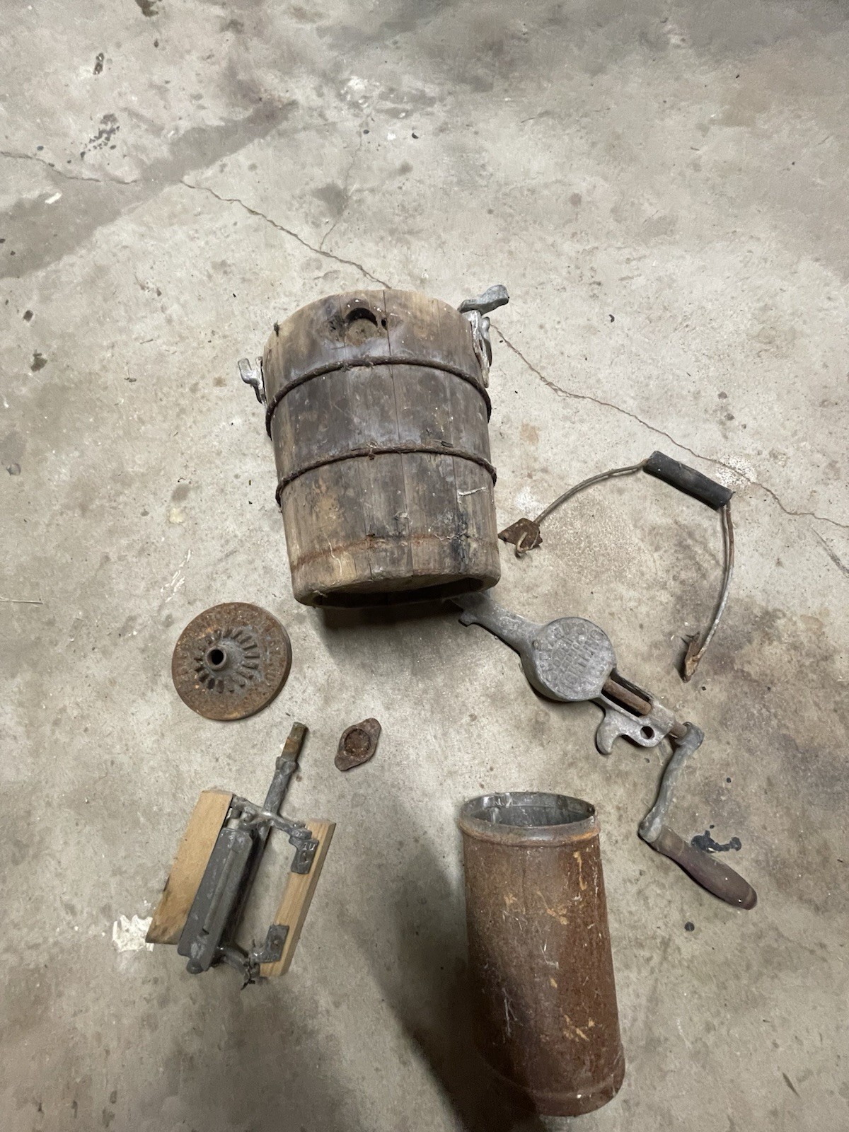 Antique Shepard’s Lightning Metal Ice Cream Maker 1 Quart Hand Crank