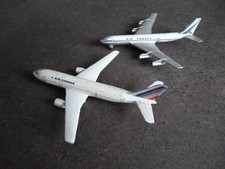 x2 jouets vintage avion de ligne AIR FRANCE Airbus335 795 / B-707 n935 Germany