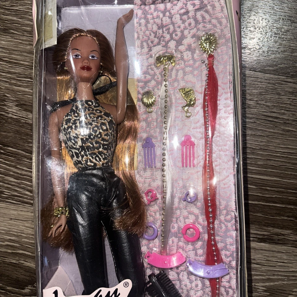 Vintage Integrity Janay Cool Streaks Doll Barbie Style African American 2001 - Image 3 of 4