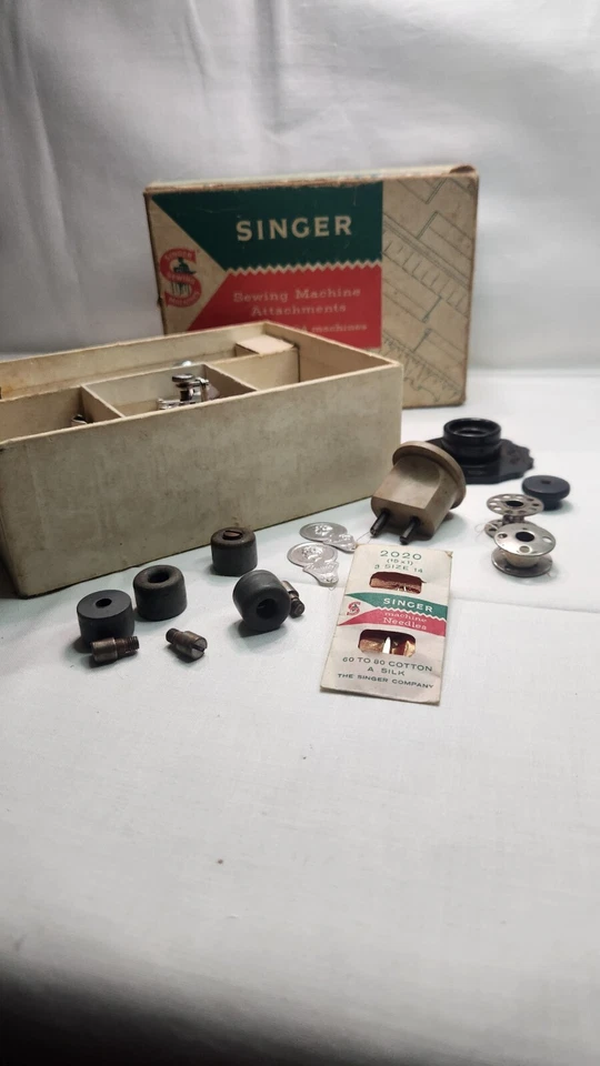 Vintage Singer Sewing Machine Attachments for Class 404 & Button Holder 654321 - Image 2 of 4