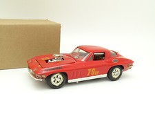 AMT ERTL Maquette Montée Plastique 1/25 - Chevrolet Corvette C2  Supercharged