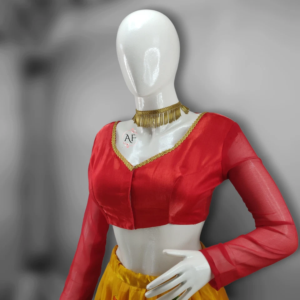 Elegante Blusa de Seda Hecha a Mano con Cuello Corazón y Mangas Largas Foto 2 de 4