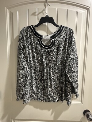 Basic Edition Women s 2x Black White Floral Blouse