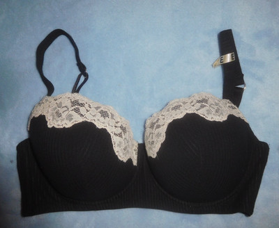 NEW Intimissimi Lace Bra Model Sofia Black & Ivory 36DD (UK & US)/80E (EU)