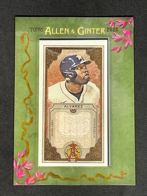 YORDAN ALVAREZ Mini Framed Game Used Relic 2025 Topps Allen & Ginter Astros - Photo 1/2
