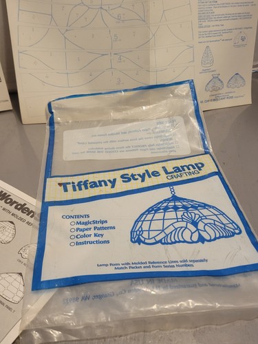 Worden C20-P Pattern for Molcany Rose Tiffany Style Lamp Crafting Pattern - Picture 10 of 15