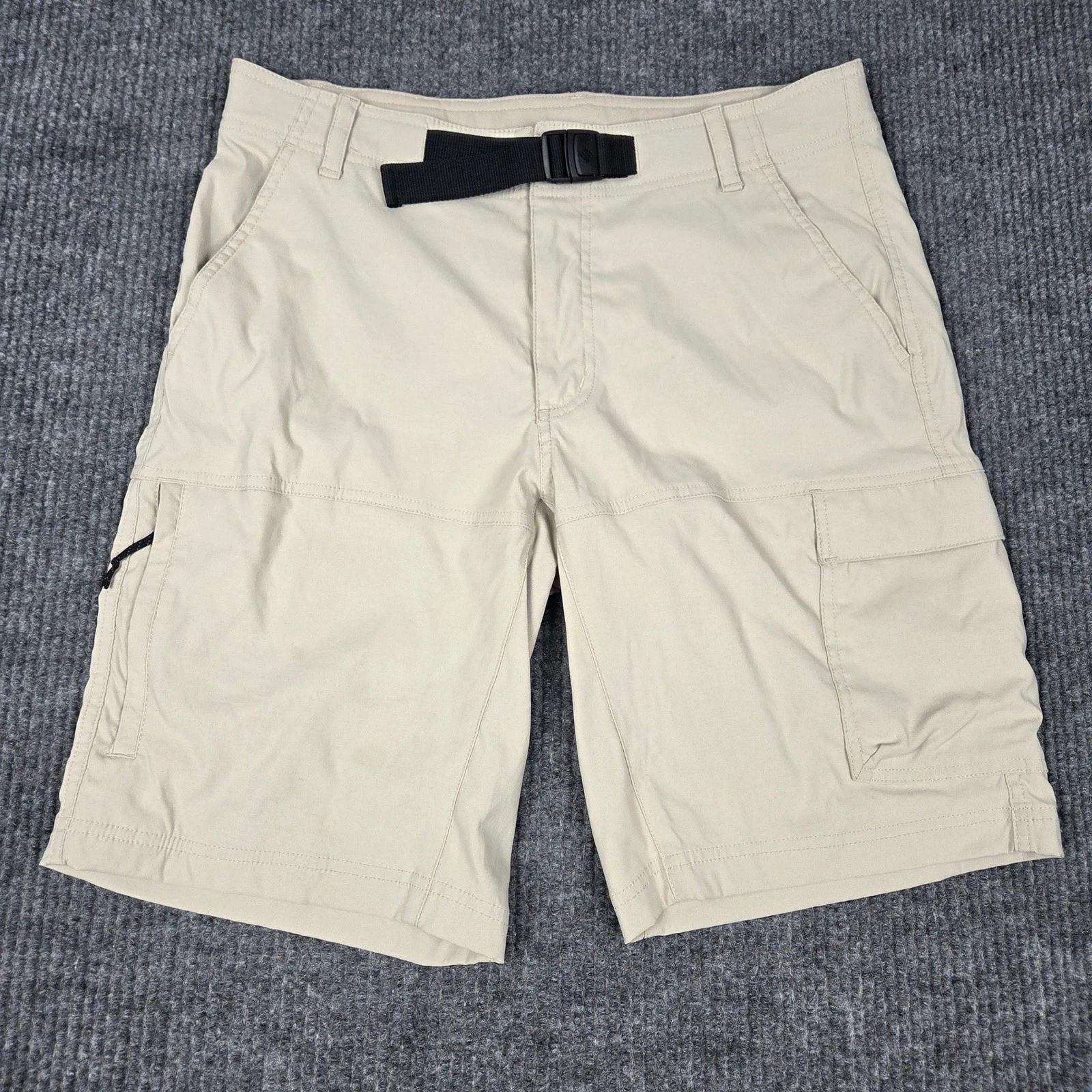 Columbia Mens Silver Ridge Cargo Shorts Tan Khaki Hiking Outdoor Size 32W 10L