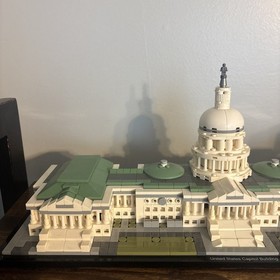 LEGO ARCHITECTURE: United States Capitol Building (21030)