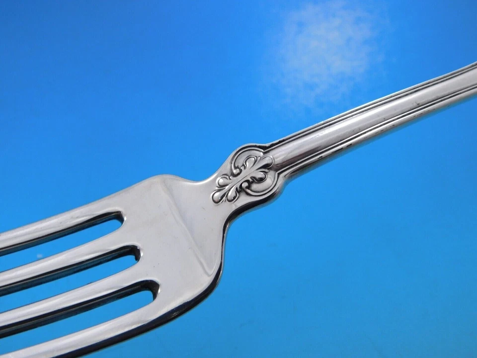 Shell & Thread by Tiffany & Co Sterling Silver Regular Size Place Setting 4-Pc - Image 3 of 4