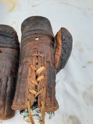 Gants de boxe cuir Twins Red wine