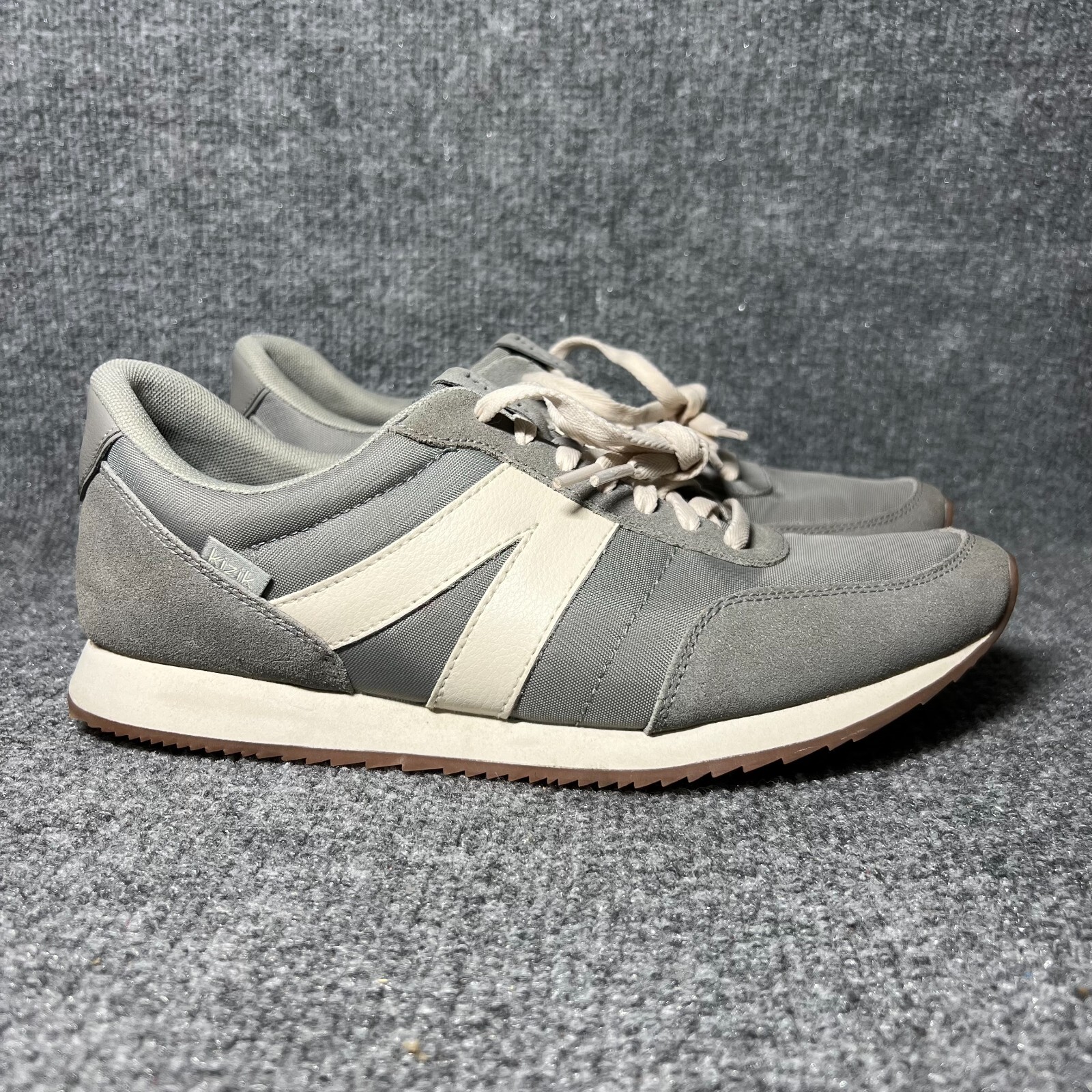 SAOLA Scarpe da ginnastica Kizik Milan DMILGG07 1D unisex M9 W10 5 grigio bianco scamosciato