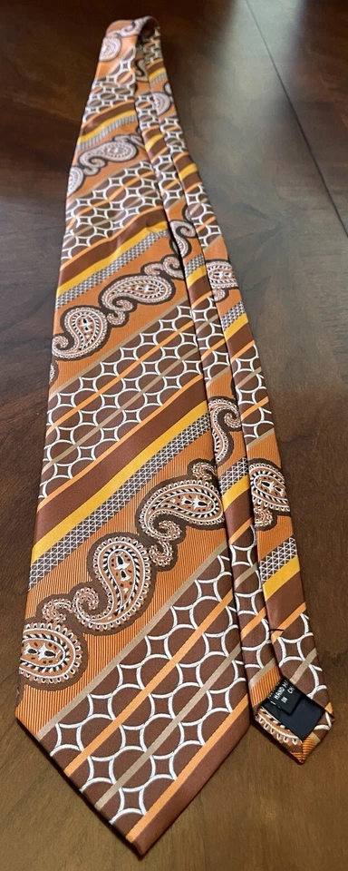 Gravata masculina Avanti Uomo laranja marrom feita à mão 100% poliéster feita na China - Imagem 3 de 4