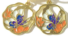 Vintage butterfly dangle earrings gold tone flowers cut out .5"
