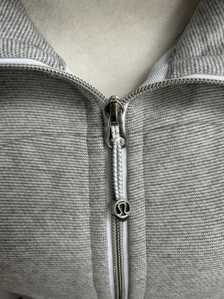 Lululemon Scuba Hoodie Women’s 2 Gray White Striped Zip Fleece Jacket Thumbholes - Image 3 of 4