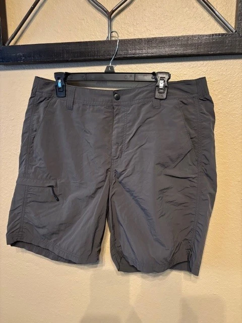 C.C FILSON Men's SZ Large Granite Glines Canyon Hiking Outdoor Cargo Zip Shorts