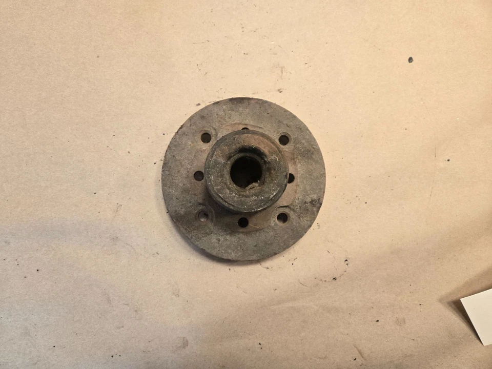 Buje de rueda de suspensión delantera MG Midget BTA385 OEM Foto 2 de 4