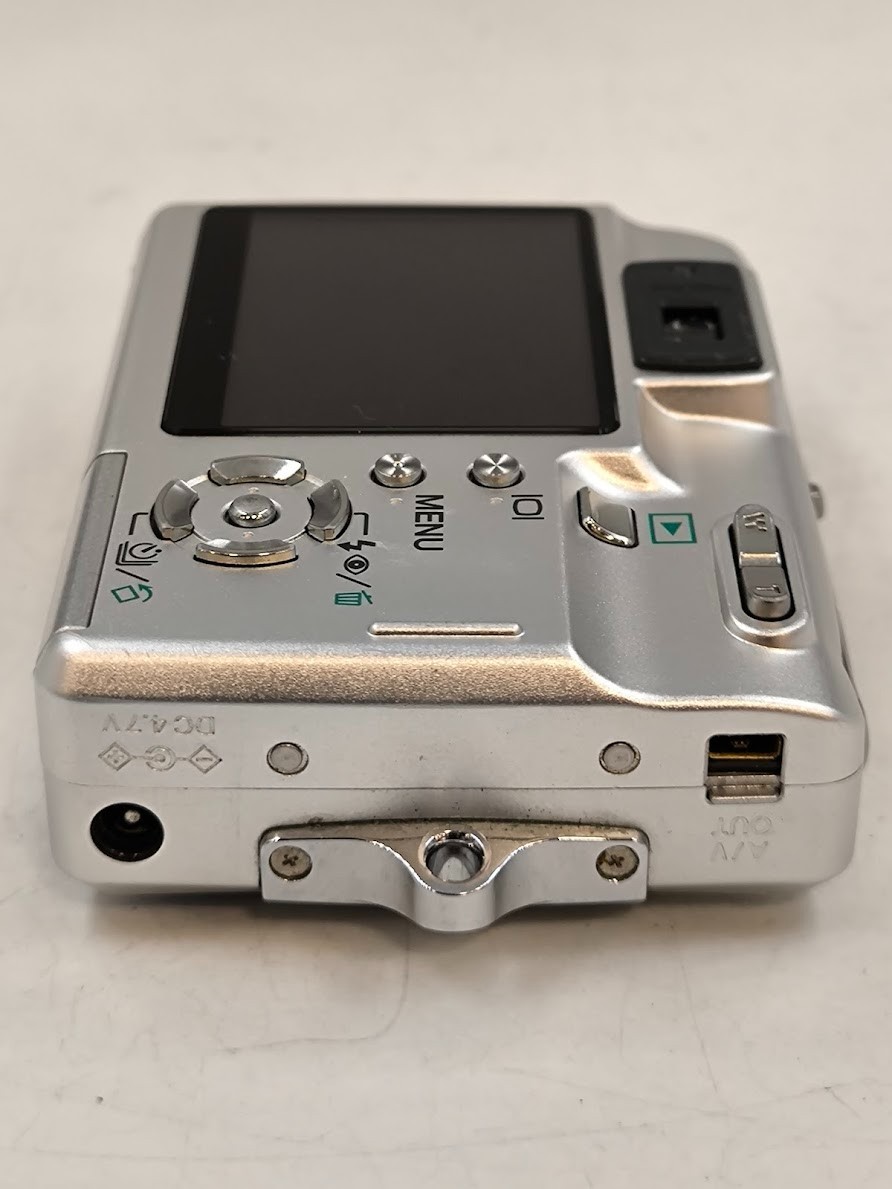 Konica Minolta Dimage X50 5MP 12x Optical Zoom Camera Refurbished
