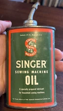 Vintage singer household / sewing machine lead top  oil can - Free Shipping