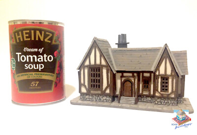 1:144 Hawthorne Tudor Hunting Lodge Fantasy Miniatur Puppenhaus Bausatz Modell