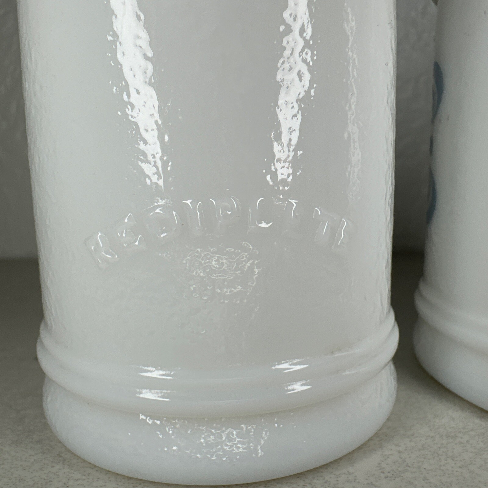 (2)Vintage Merck & Co Sharp & Dohme Milk Glass Apothecary Medicine Jars