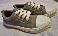Schuh Size 10