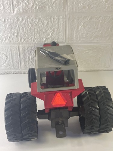 1/20 MASSEY FERGUSON 690 PHOENIX SPECIAL EDITION w/DUALS NO BOX - Picture 7 of 11