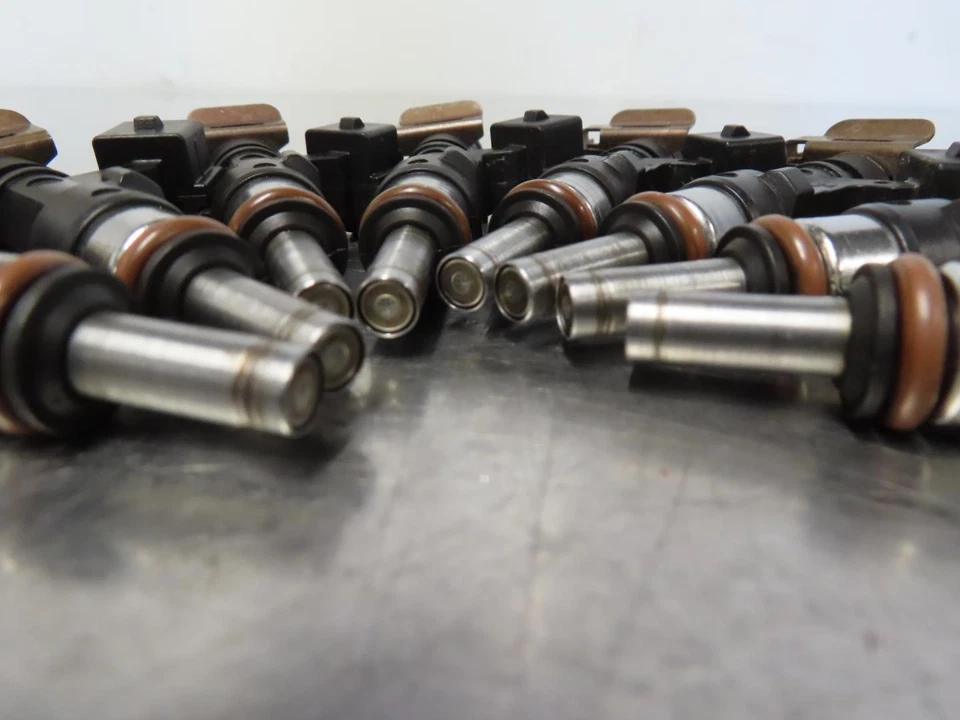 EB1391 2006 06 FERRARI F430 INYECTORES DE COMBUSTIBLE Foto 4 de 4