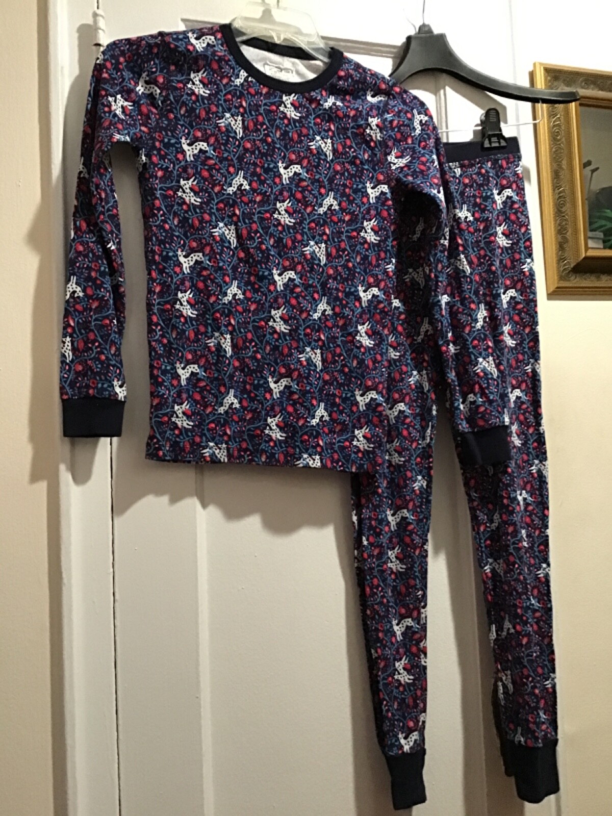 Picture 1 of 6