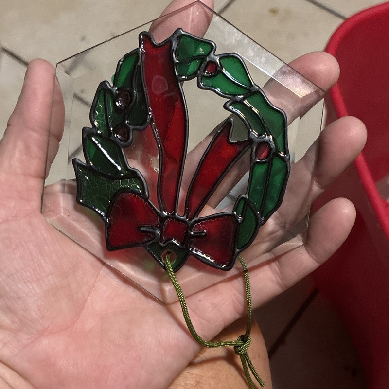 Stained Glass Wreath Suncatcher Window Hanging Red/Green w/ Ribbon Bow