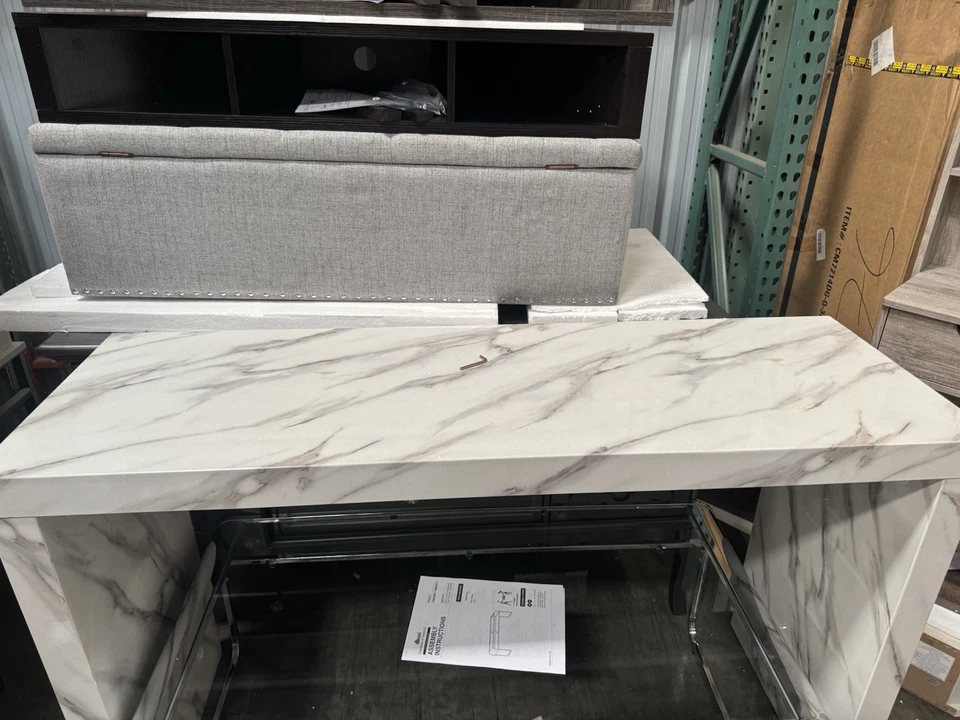 Mesa de jantar Furniture of America Glanz falsa mármore/madeira altura balcão em branco - Imagem 3 de 3