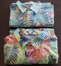 EUC Lot of 2 IZOD SALTWATER Mens Large Button Up Shirts