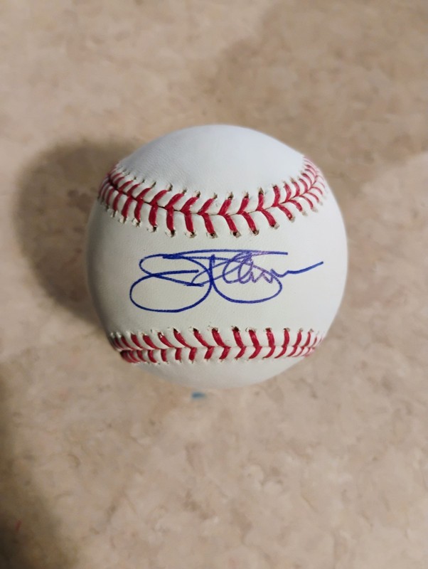Jim Palmer Autographed MLB Baseball in mint Condition Guaranteed To Pass PSA-DNA