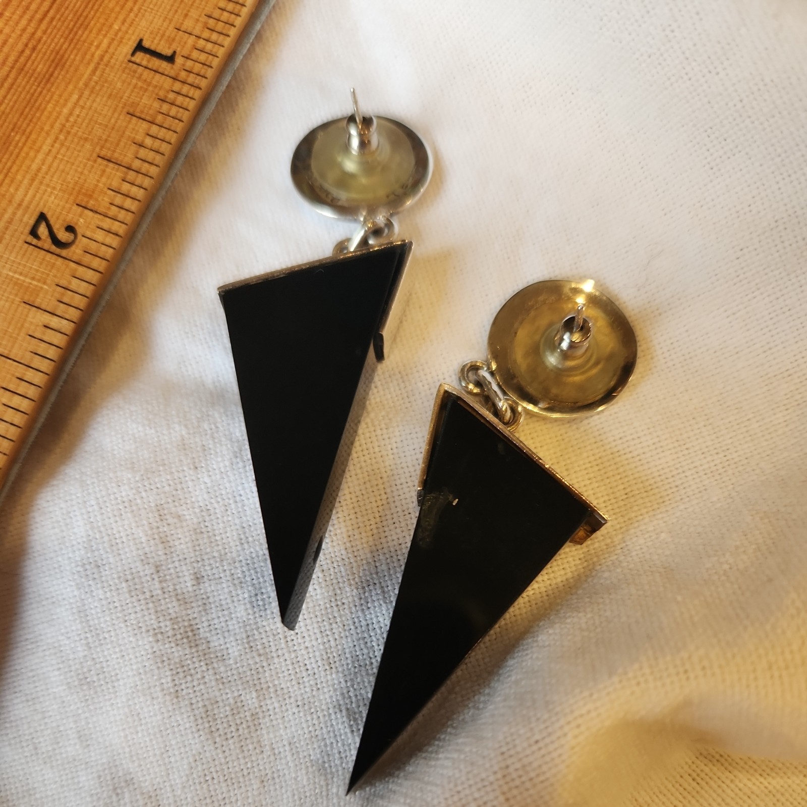 Silver Capped Black Triangle Button Style - image 4
