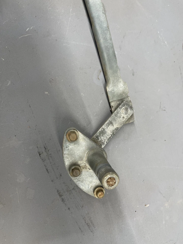 Ford Galaxie 500 LTD 1965-1968 limpiaparabrisas transmisión acoplamiento pivotes 1966 Foto 2 de 4