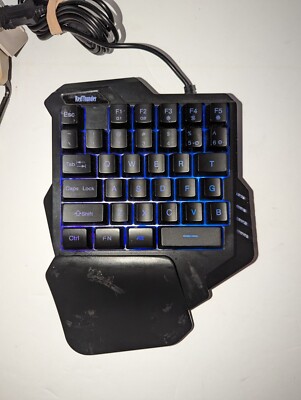RedThunder One Handed Gaming Keyboard RGB Backlit - 35 Keys - Portable - Mini