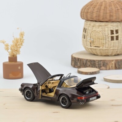 1987 PORSCHE 911 (930) CARRERA TURBO TARGA BROWN 1:18 by NOREV