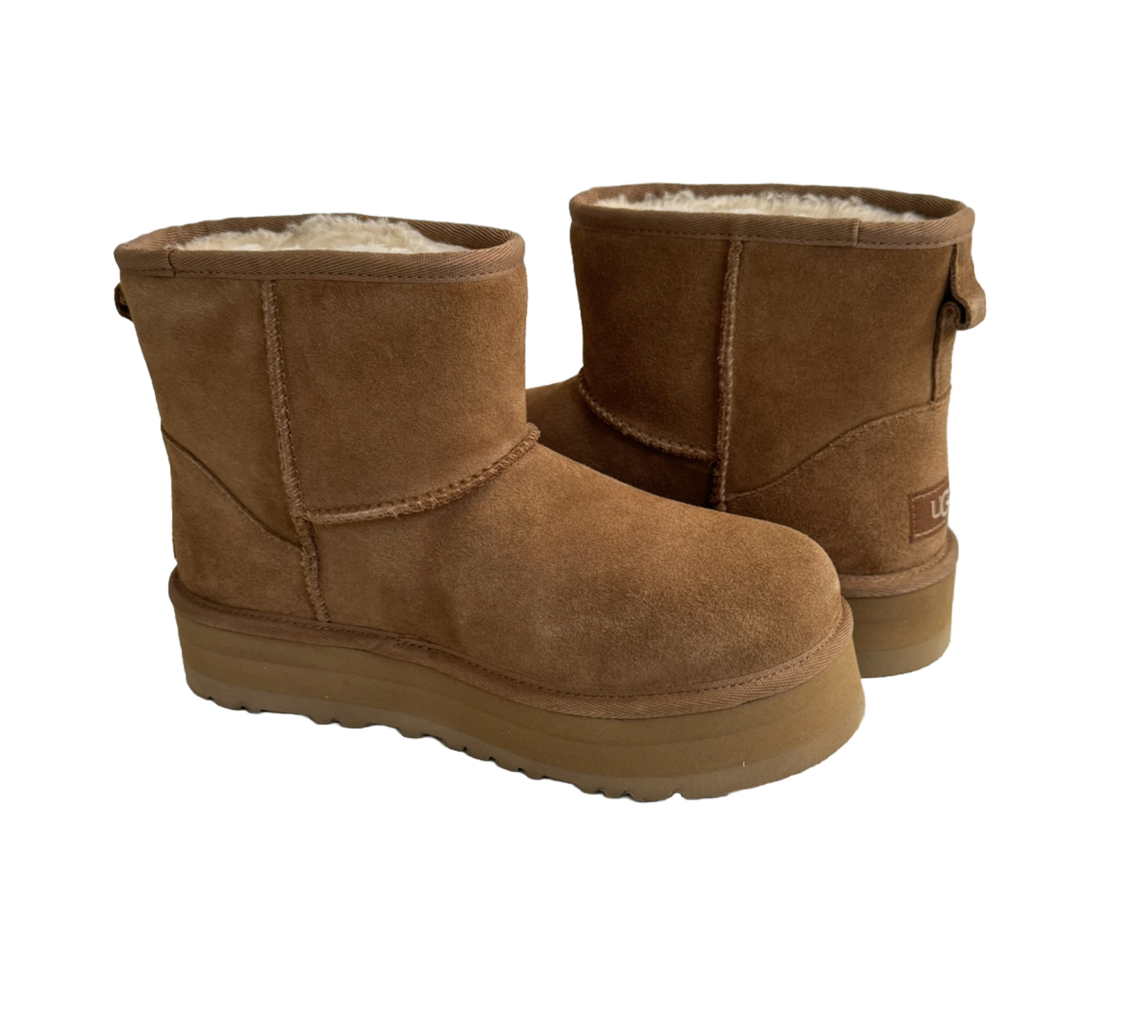 UGG YOUTH /BIG KID CLASSIC MINI PLATFORM CHESTNUT BOOT US 6 /WILL FIT WOMEN sz 8 image 2
