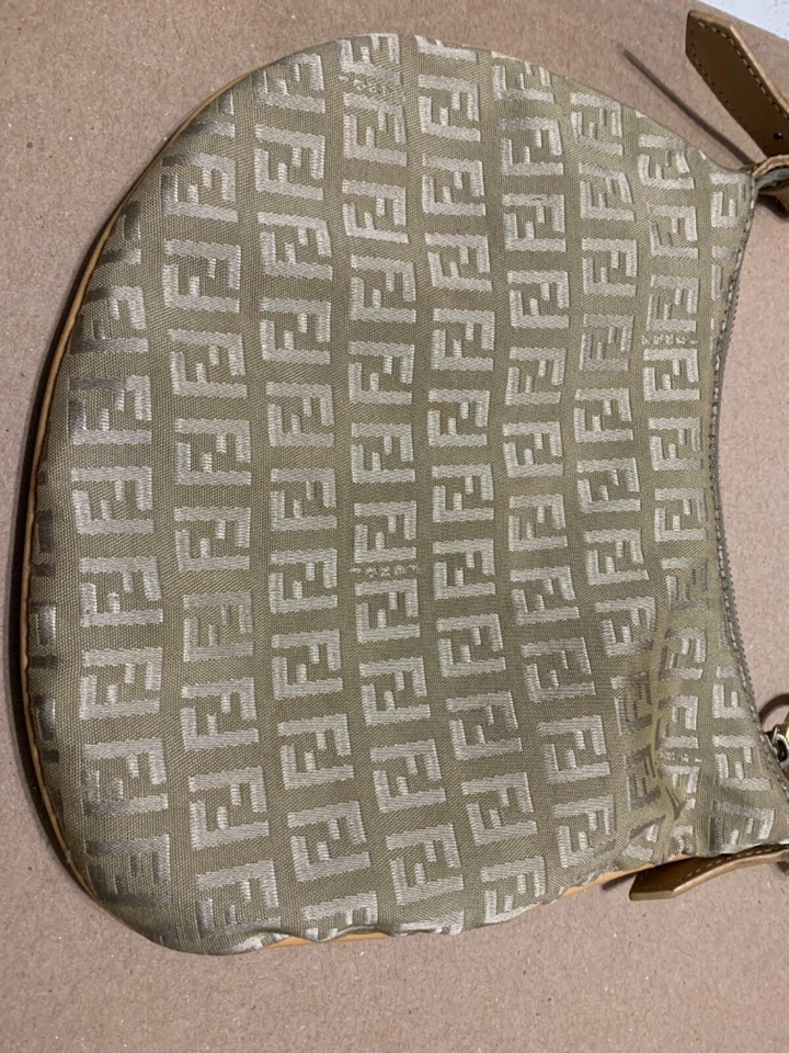 Bolso de mano Fendi Oyster tela Foto 2 de 4