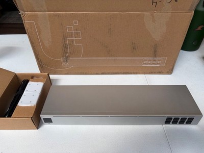 Ubiquiti Networks UniFi USW-AGGREGATION 8-Port 10G SFP+ Managed Switch
