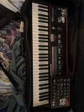 Roland JX-3P Analog Keyboard Synthesizer 61-Key with PG-200, Sequencer