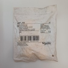 10 PC LOT NEW SCHNEIDER ELECTRIC A9XPE310 A9XPE310B 048524 GERMANY