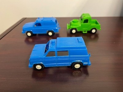 Vintage Strombecker Kool Kats No. 5000 plastic vehicles- 1970s- Lot of 3