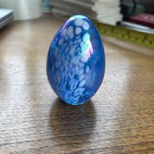 Signed MSH Beautiful Iridescent Blue Art Glass Egg Paperweight 2 3/4”