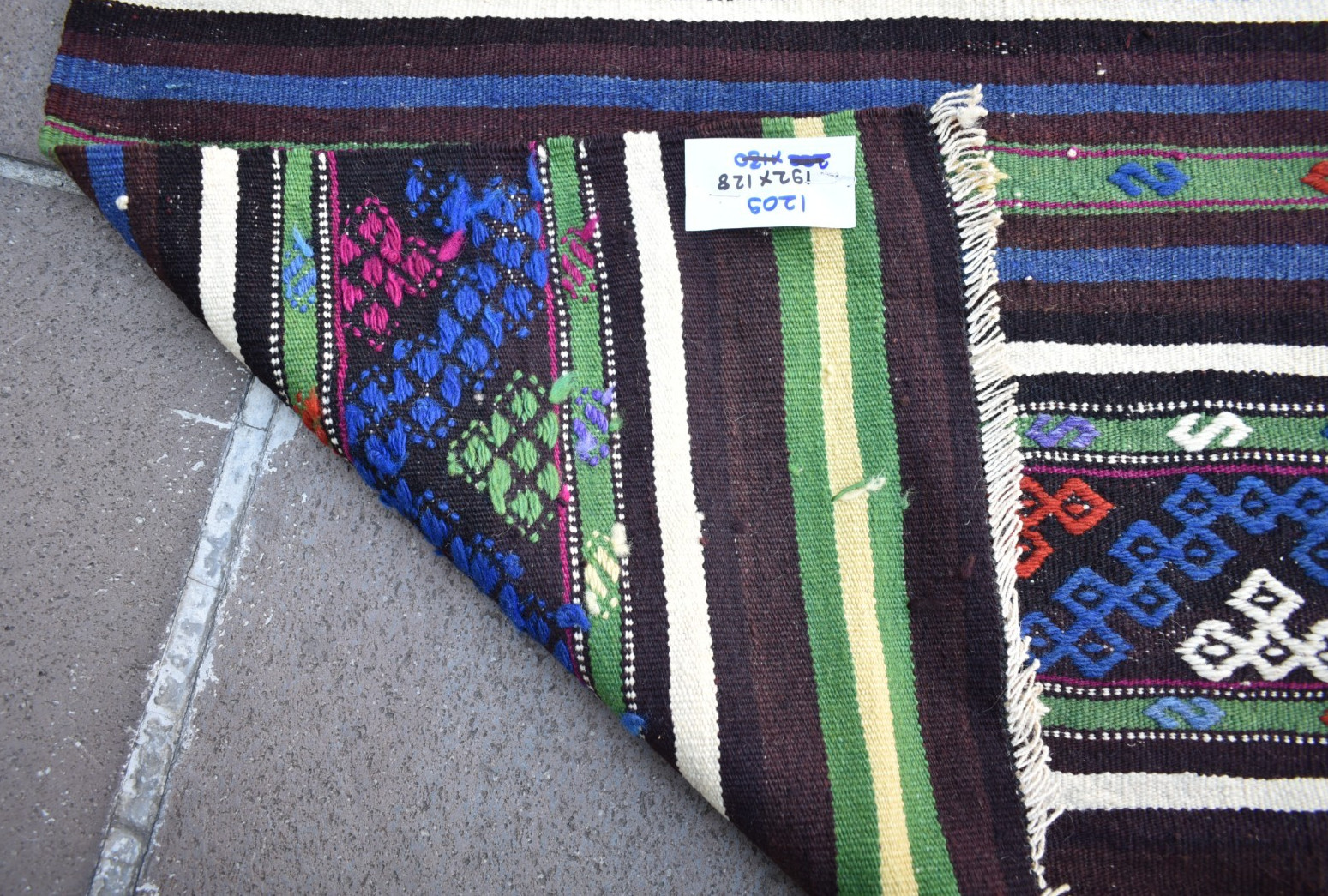 Turkish Rug 4 x 6 ft Vintage Embroidered Oushak Cicim Rug Home Decor Wool Rug