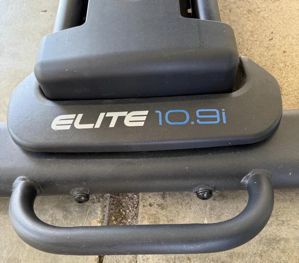 Nordic Track Elite 10.9 Elliptical Cardio Equipment Preowned Excellent Condition - Image 4 of 4