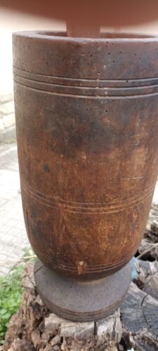  PRIMITIVE ANTIQUE OLD ONE PIECE WOOD  WOODEN MORTAR FOR SPICES 19th - Picture 1 of 7